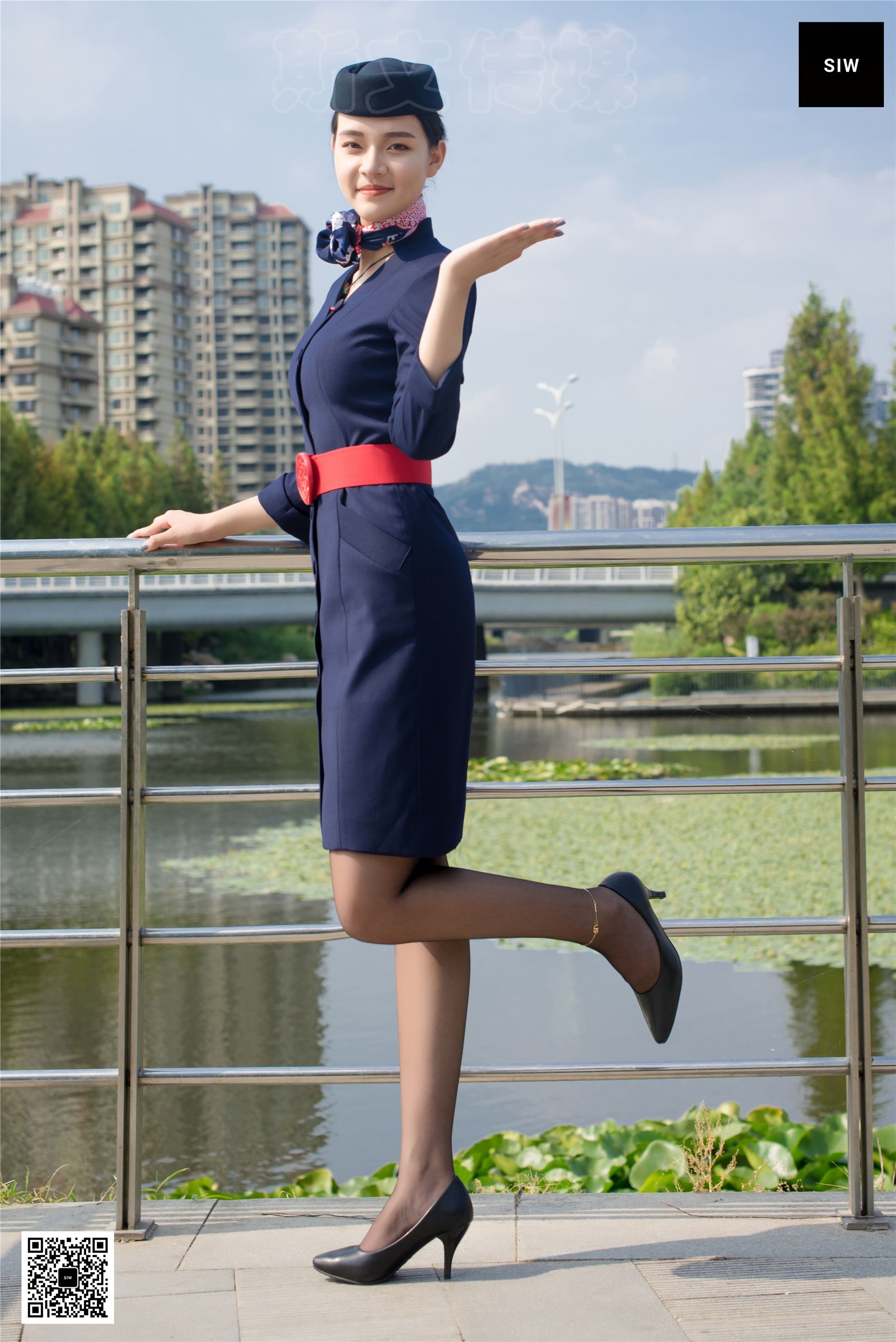 SIW斯文传媒 051 东航工装制服帽子丝巾套裙四件套 - 思琪